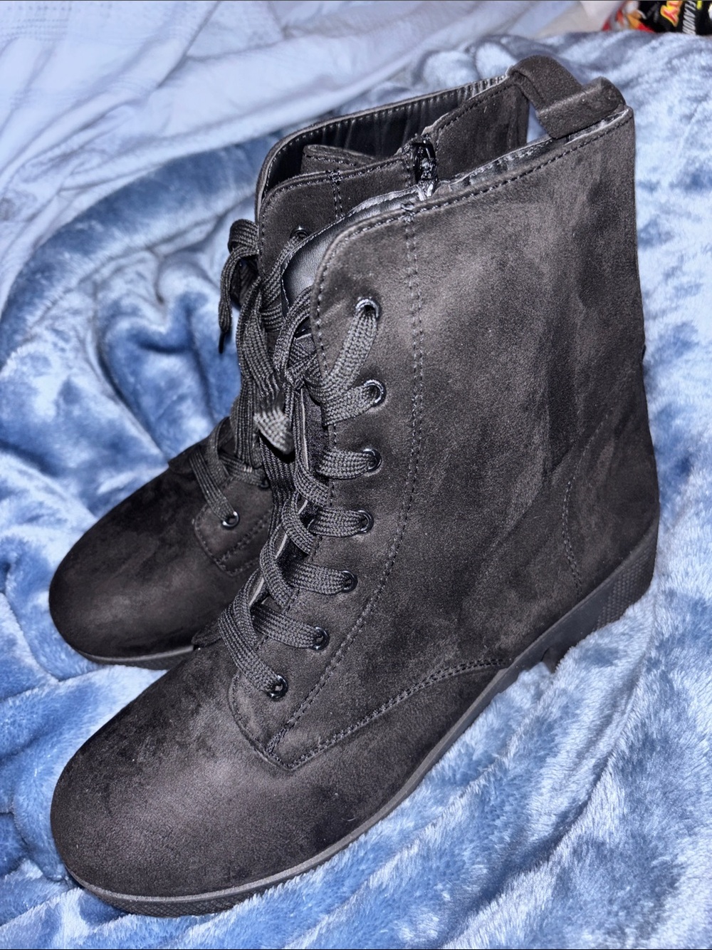 Black Lace-Up Women's Ankle Boots - Picture 5 of 7